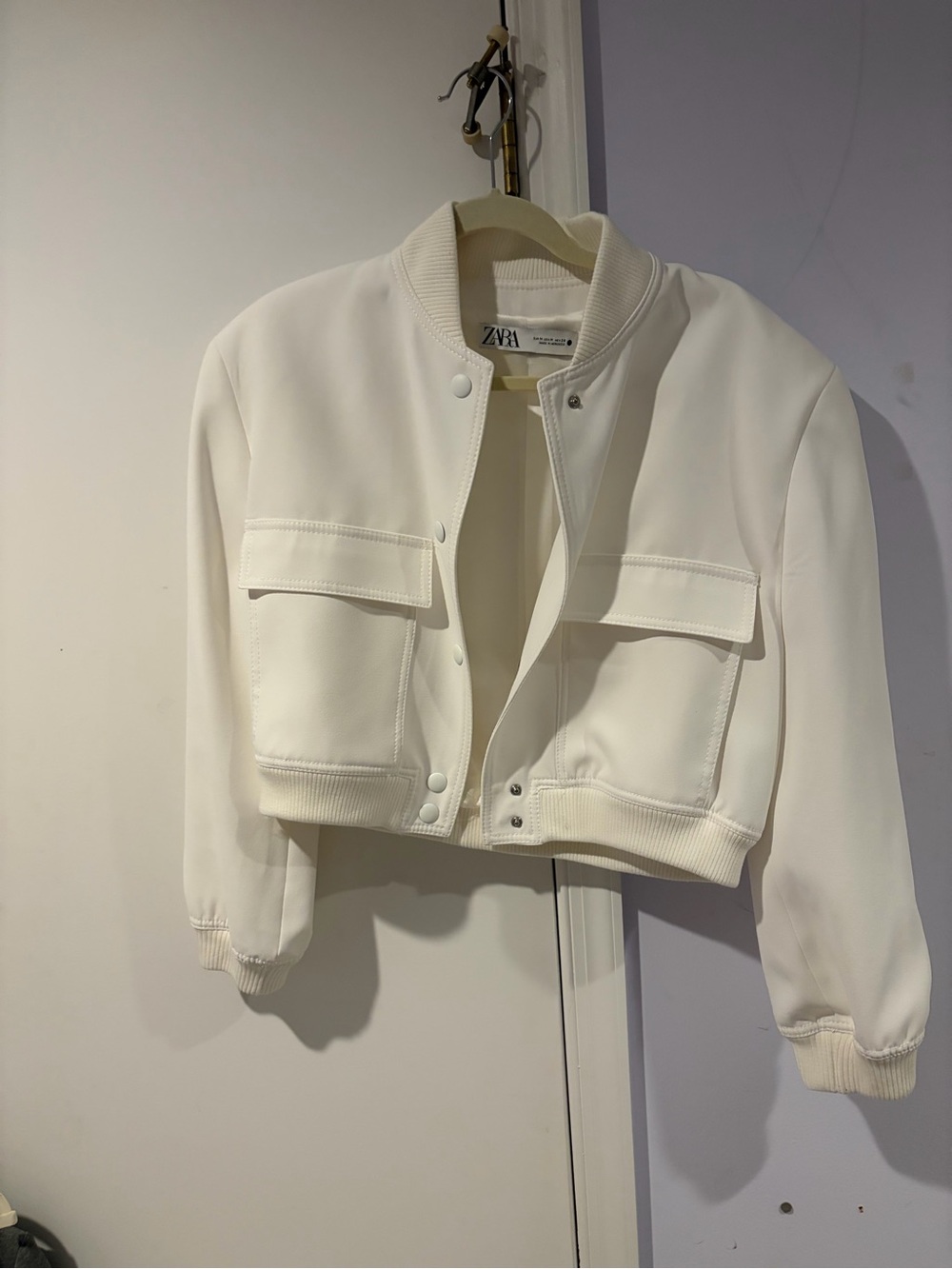 NWOT ZARA Off-White Cropped Bomber Jacket